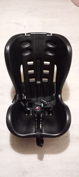 Fotelik samochodowy dla dzieci 9-18