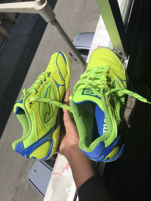 chuteiras/Botas de futsal profissional