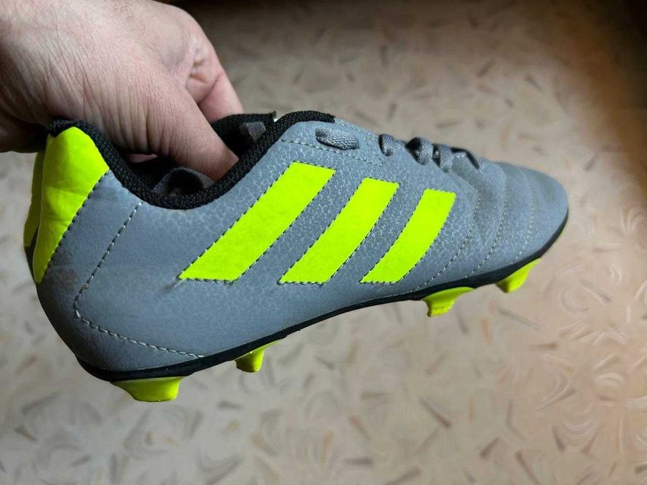 Бутсы Adidas 37р (23 см)