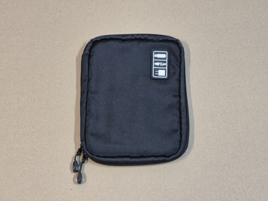 Etui organizer na kable