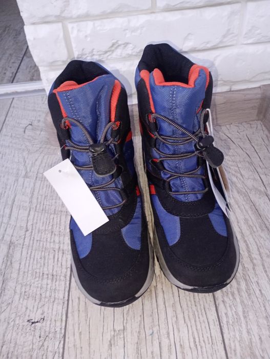 Зимові термоботинки,кросівки,сапожки