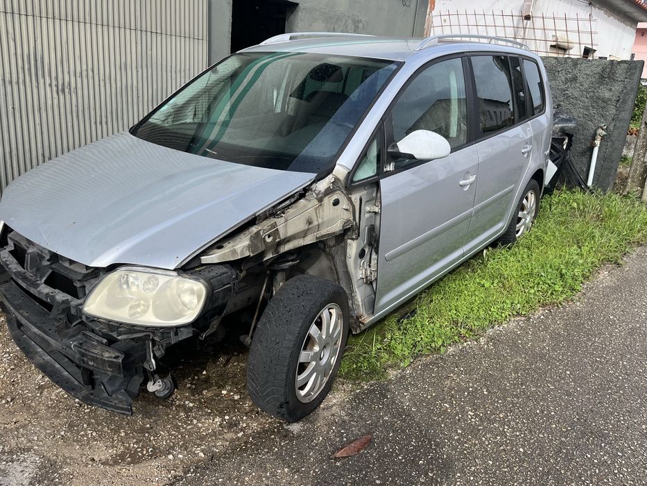 Vw touran 2.0tdi 140cv  para peças
