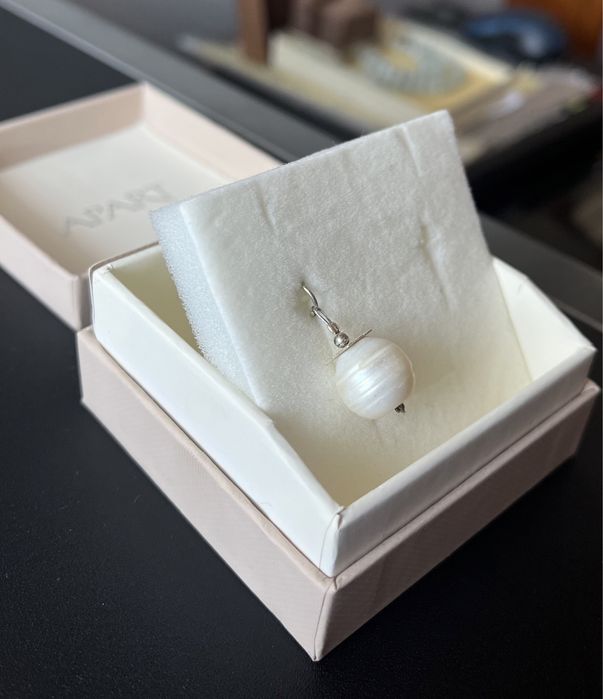 Zawieszka z perły rzecznej