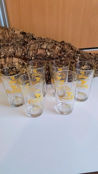 Conjunto de vários copos