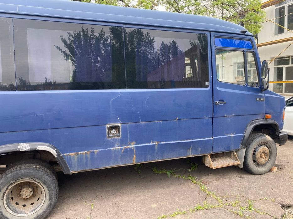Mercedes Benz T2 / Рекс / 1996р / 4L Disel