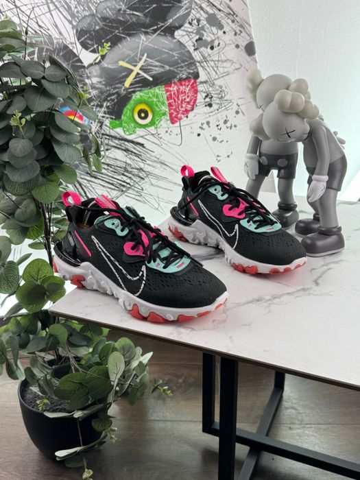 Кросівки Nike React Vision 39 розмір Е11098