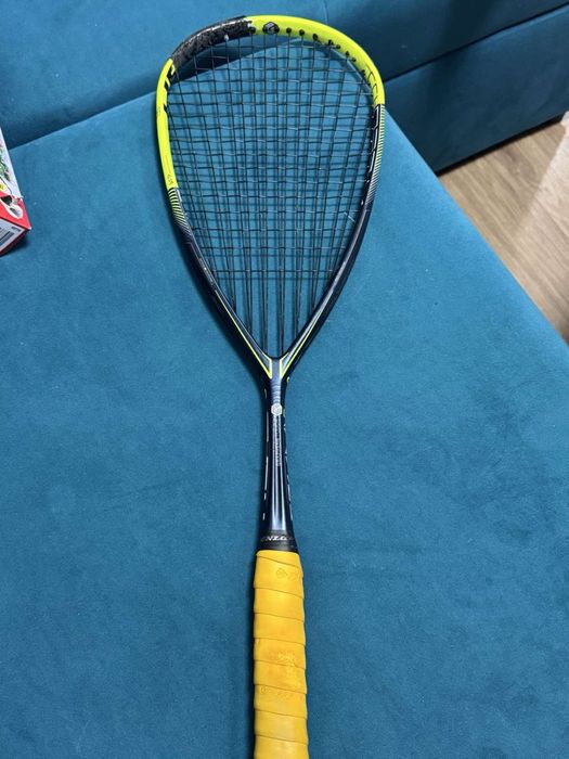 Продам ракетку для сквоша