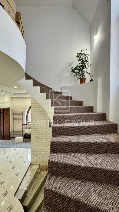 БЕЗ КОМІСІЇ, будинок з якісним РЕМОНТОМ меблями і технікою Буча