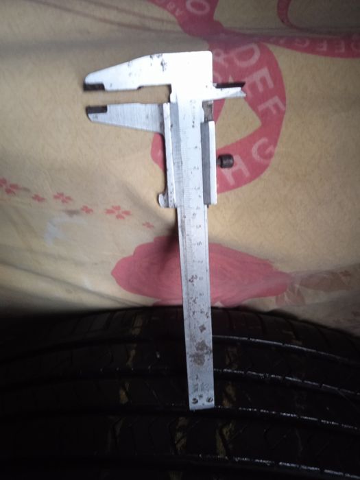 Гума 215/70 R16  100 H