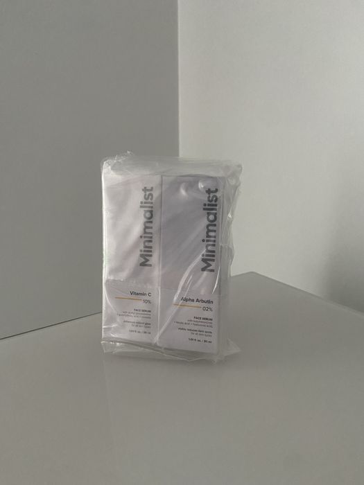 Conjunto de dois séruns faciais da marca Minimalist