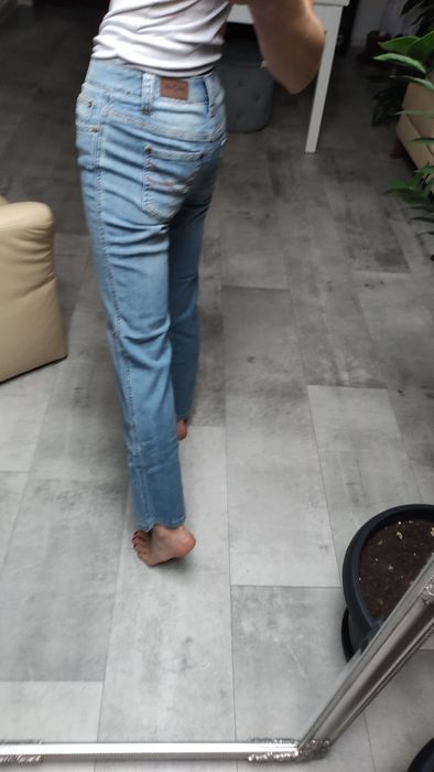 Proste jeansy rozm xs