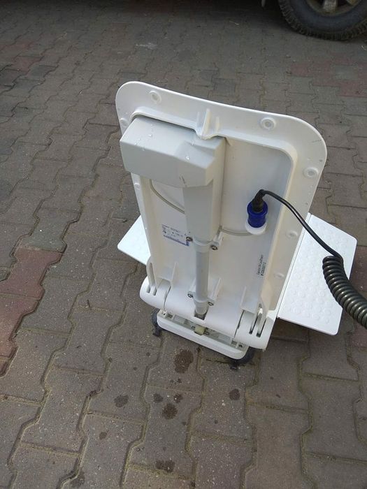 Podnośnik wannowy ,Aquatec winda,krzesło do wanny