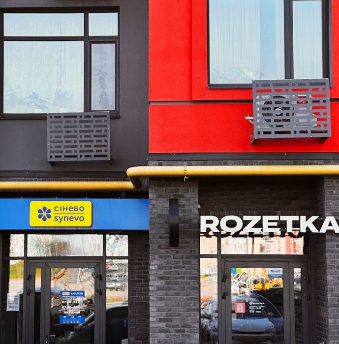 Оренда 38м2  і 36 м2  комерційного приміщення ЖК Оптимісто фасад одеської траси
