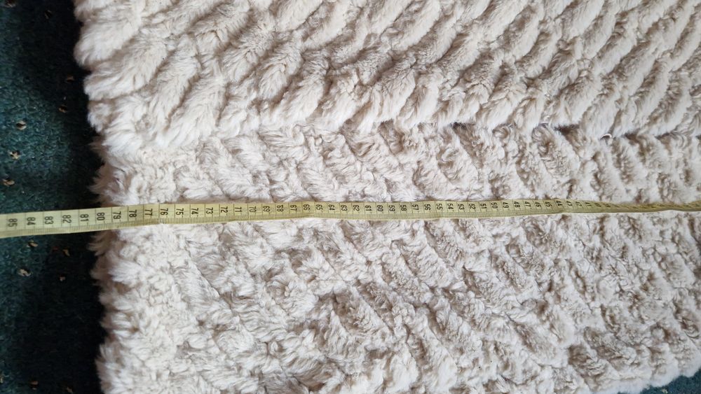 Dłuższa kamizelka bezrękawnik futerko sztuczne