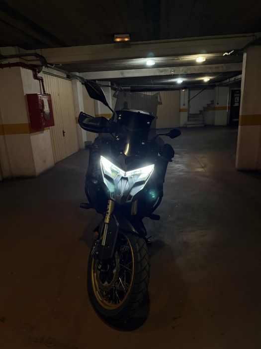 Voge 525 DSX Black Knight