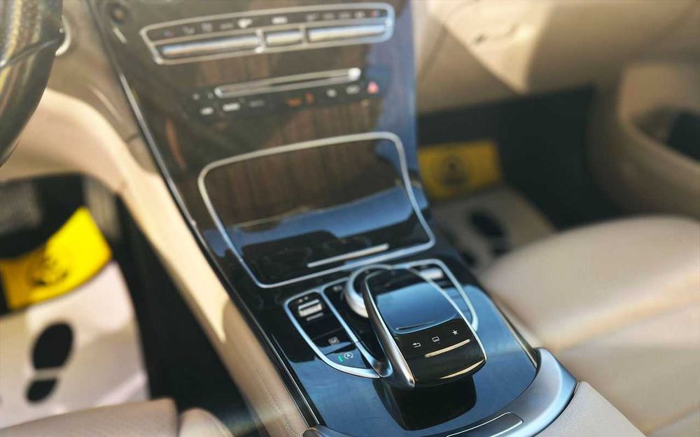 Mercedes-Benz GLC 300 2015