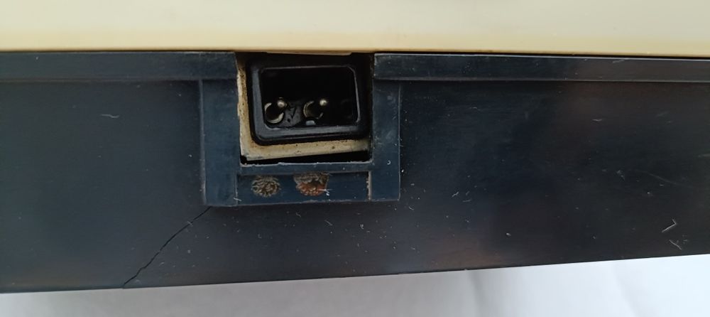 Magnetofon szpulowy BELSON TA-302 + archiwalne taśmy 38szt