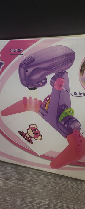 Projektor zabawka kreatywna wyświetla obrazki