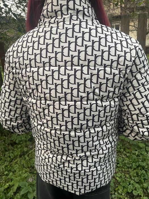 Куртка для дівчинки