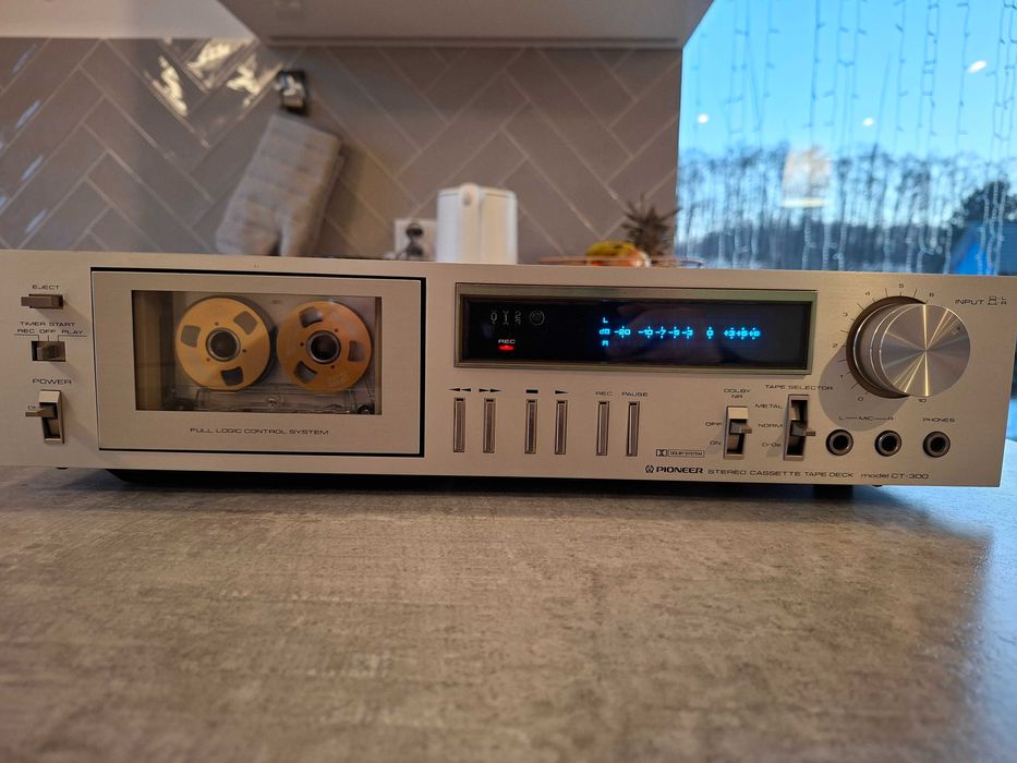 Pioneer deck CT 300 Blue Line