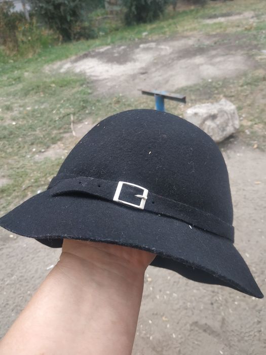 Продам жіночі капелюшки