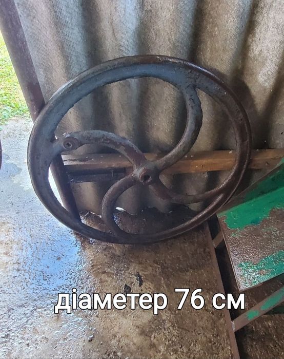 Продам колесо чугунне Шпатель Полка