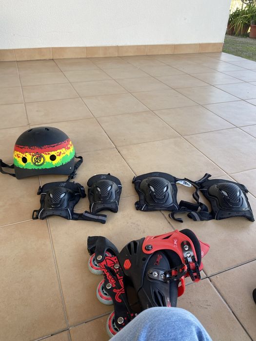 Vendo patins  10€ POR TUDO