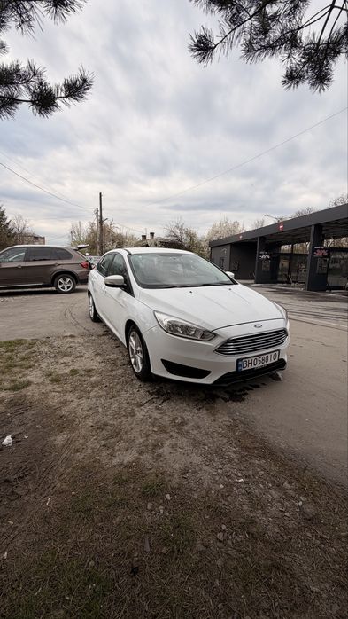 Продам Ford focus 2016 бензин 2.0