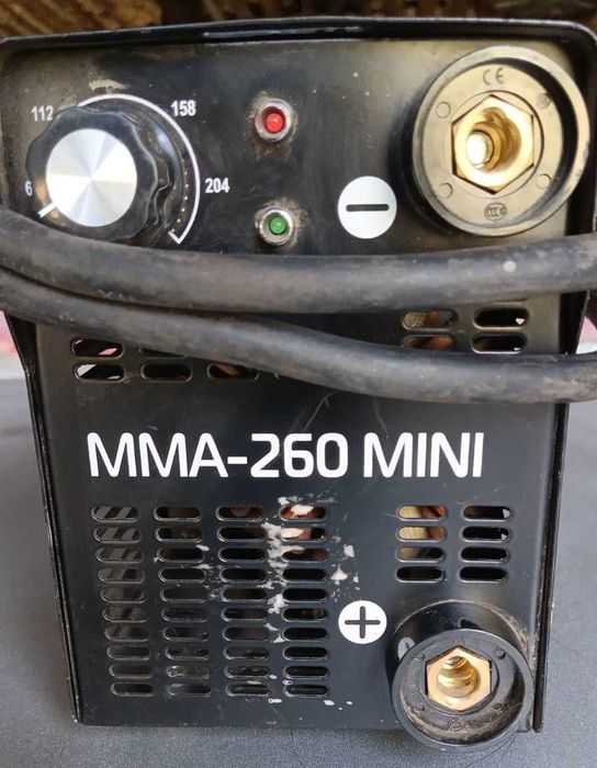 Зварювальний інвертор Dnipro-М MMA 260 mini