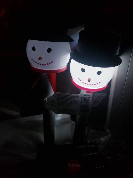 Nowe Lampy  solarne , swietlna dekoracja Bałwany 2 sztuk