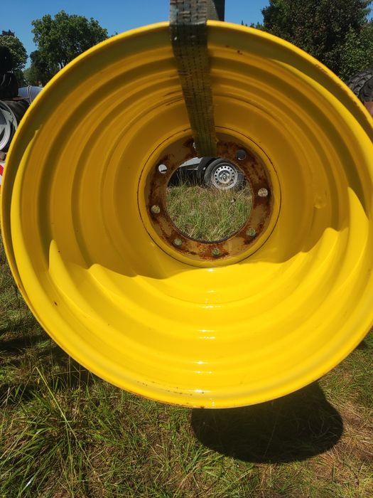 Felgi john  deere 15x24  oryginał