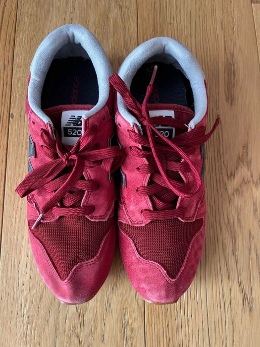 Czerwone, materiałowo-zamszowe buty sportowe, New Balance 520