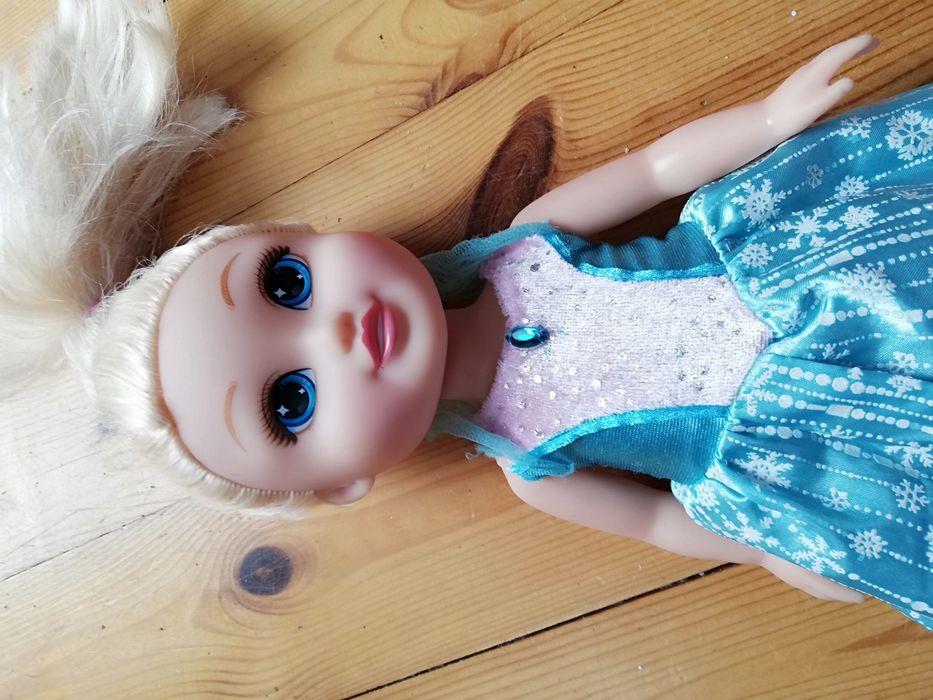 Lalka Eliza z krainy lodu 35 cm