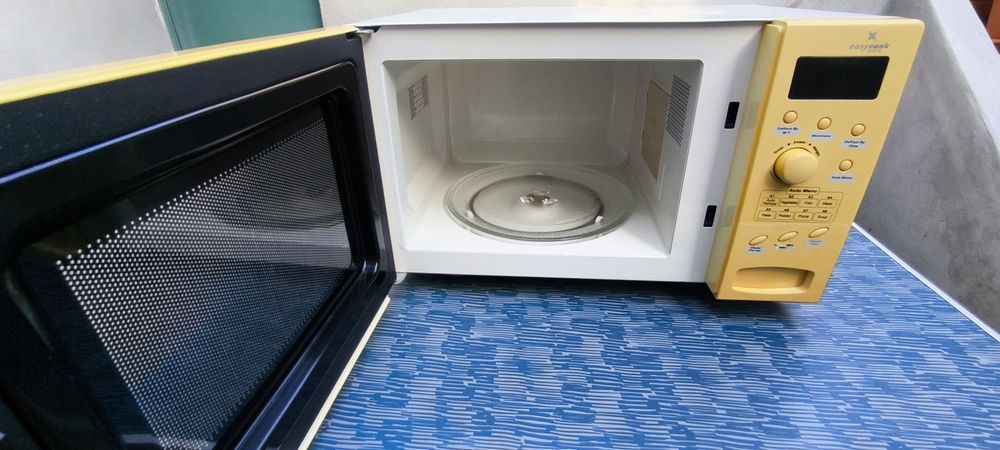 Microondas Worten, Modelo AB820ABN (Usado)