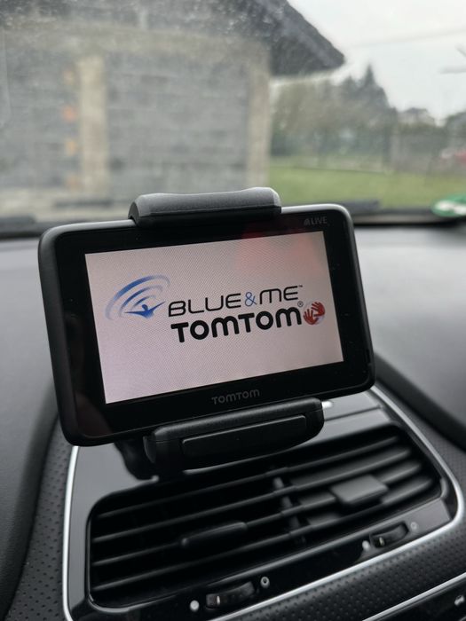 Oryginalna nawigacja Fiat Punto Evo – Blue&Me TomTom (model 4CS01) – komplet, plug & play