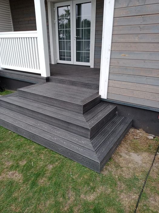 Deska  tarasowa kompozytowa  drewno naturalne.19,00 netto/mb PROMOCJA