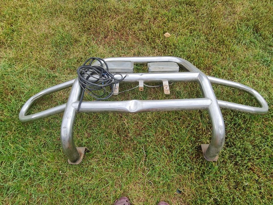 Orurowanie rury do samochodu busa zestaw z lampami lampy okazja