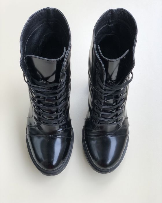 Ботинки кожаные 38