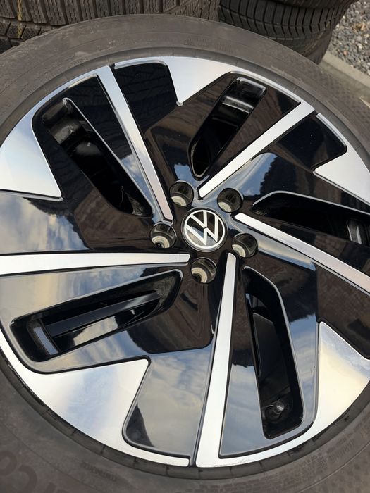 235 /55R19 105 VXL //255/50R19 107VXLдиски на volkswagen id 4 /id 5