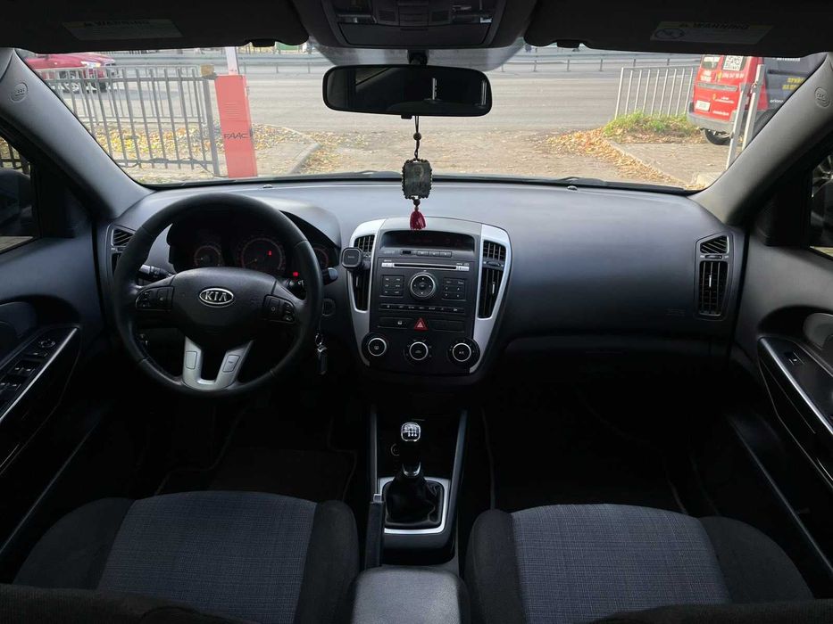 Kia Ceed 2012р 1,6 Бензин! Офіційна! Обмін! Розстрочка!