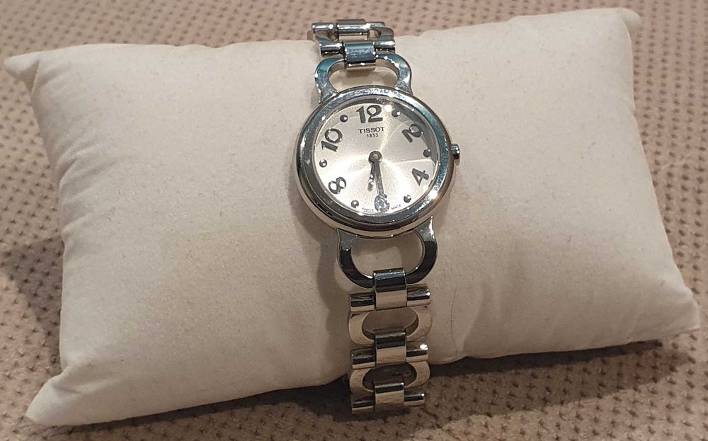 Zegarek damski TISSOT CLASSI-T T029.009.11.037.00 jak nowy