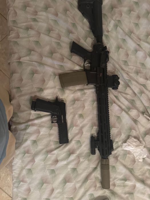 Ics m4 e 1911 airsoft