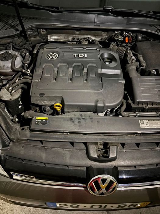 VW Golf VII 1.6 TDI BlueMotion 110cv | Muito Estimado