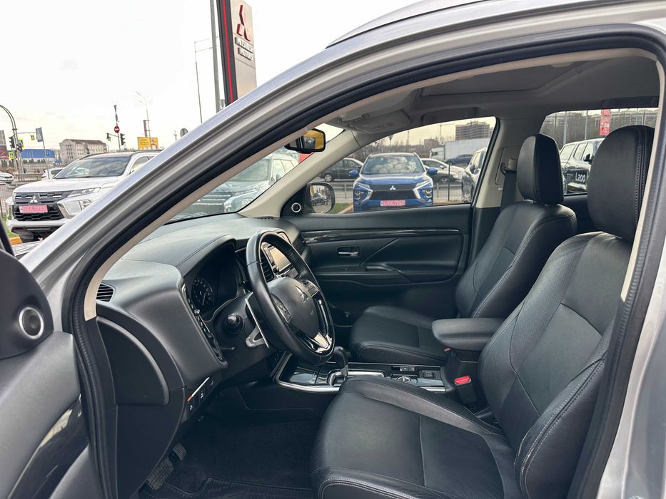 Mitsubishi Outlander 2018 Ultimate