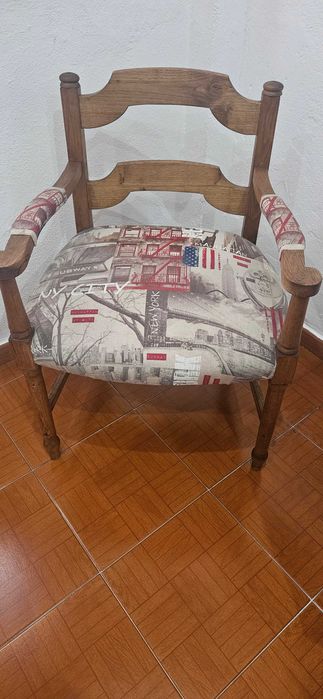 Cadeirão muito Antigo recuperado