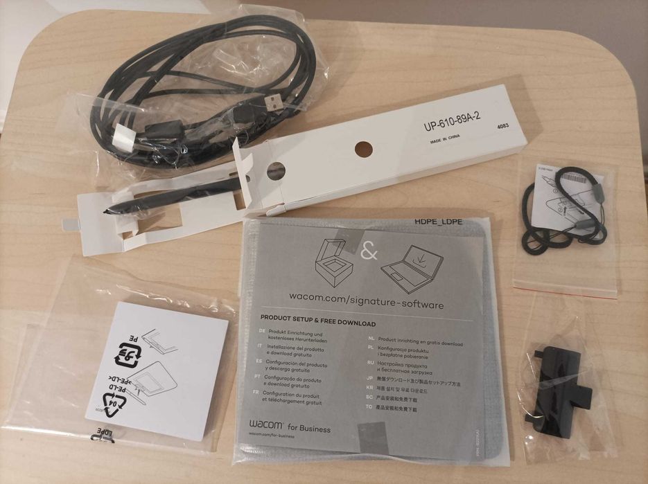 Tablet de Assinatura Digital Wacom STU-430 - NOVO