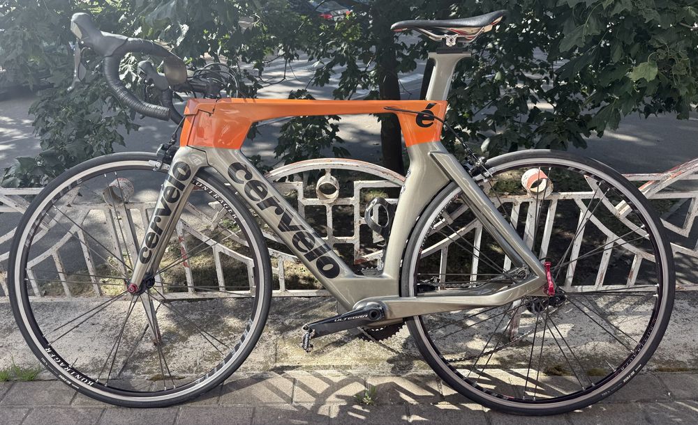 Шосейний велосипед Cervelo P5