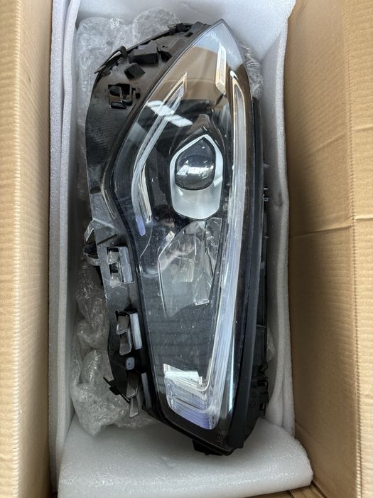 Otica direita mercedes CLA Led High Performance