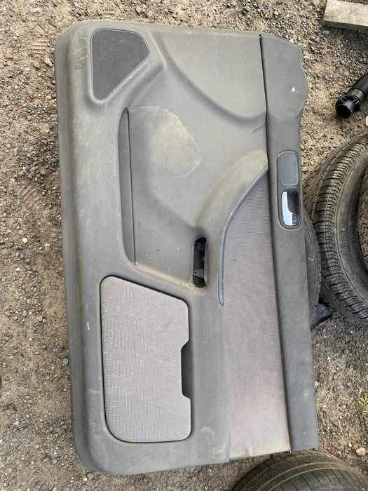 Audi a3 8l boczek tapicerka prawy przod 3-drzwi