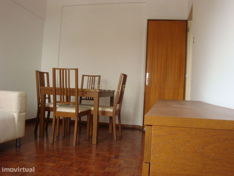 Apartamento T1 junto à Praça de Espanha, Lisboa